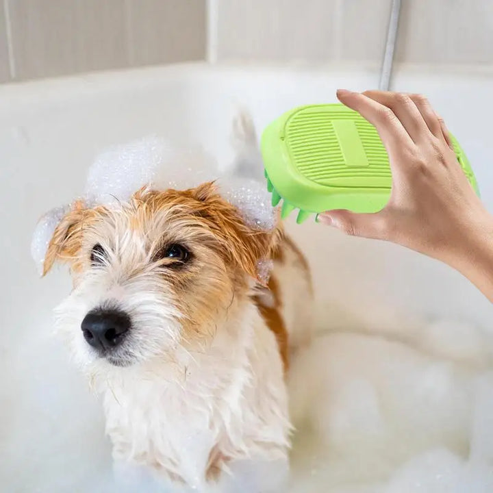 Brosse bain antidérapante chien : massage relaxant & prise sûre