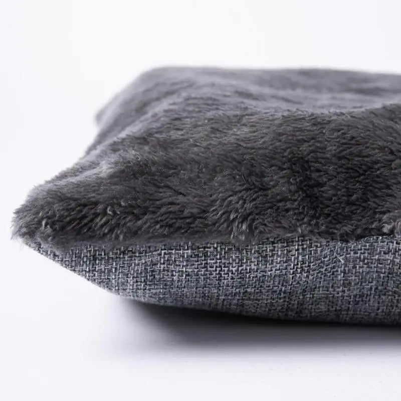 Lit semi-fermé pour animaux de compagnie - HautePattes