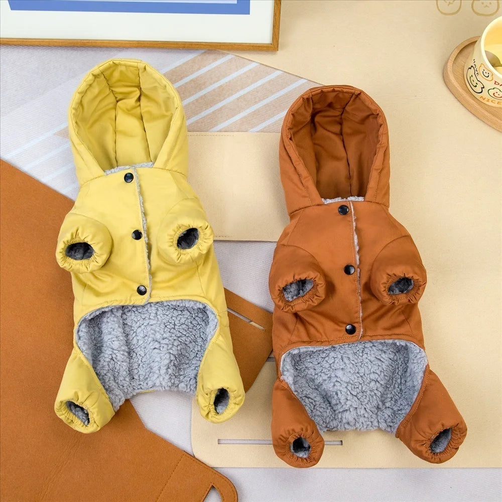 Veste 4 pattes avec capuche – Pour un hiver doux et stylé