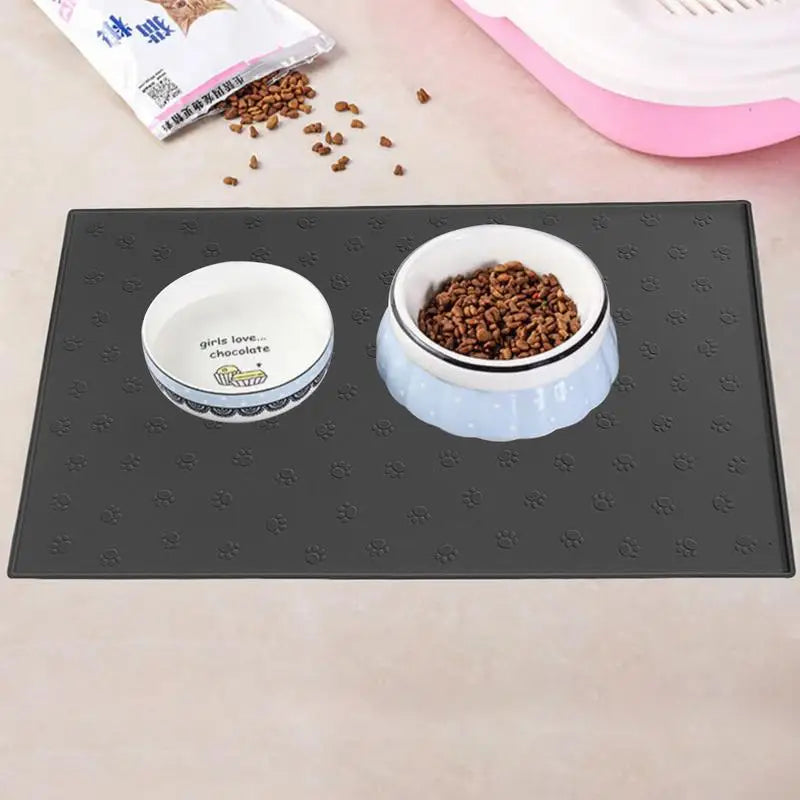 Tapis de Nourriture Antidérapant & Étanche pour Chiens et Chats – Silicone Premium - HautePattes